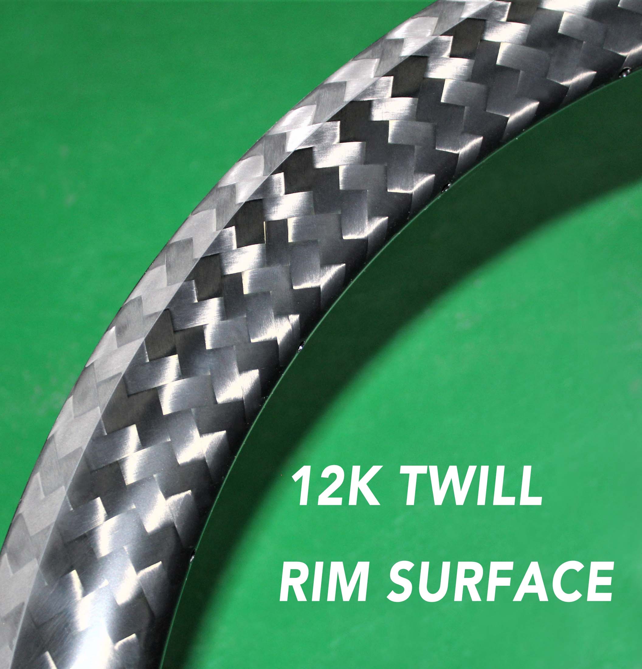 carbon clincher